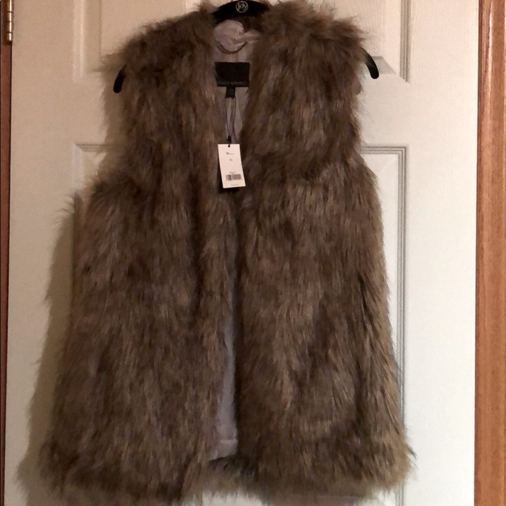 FAUX FUR VEST XS